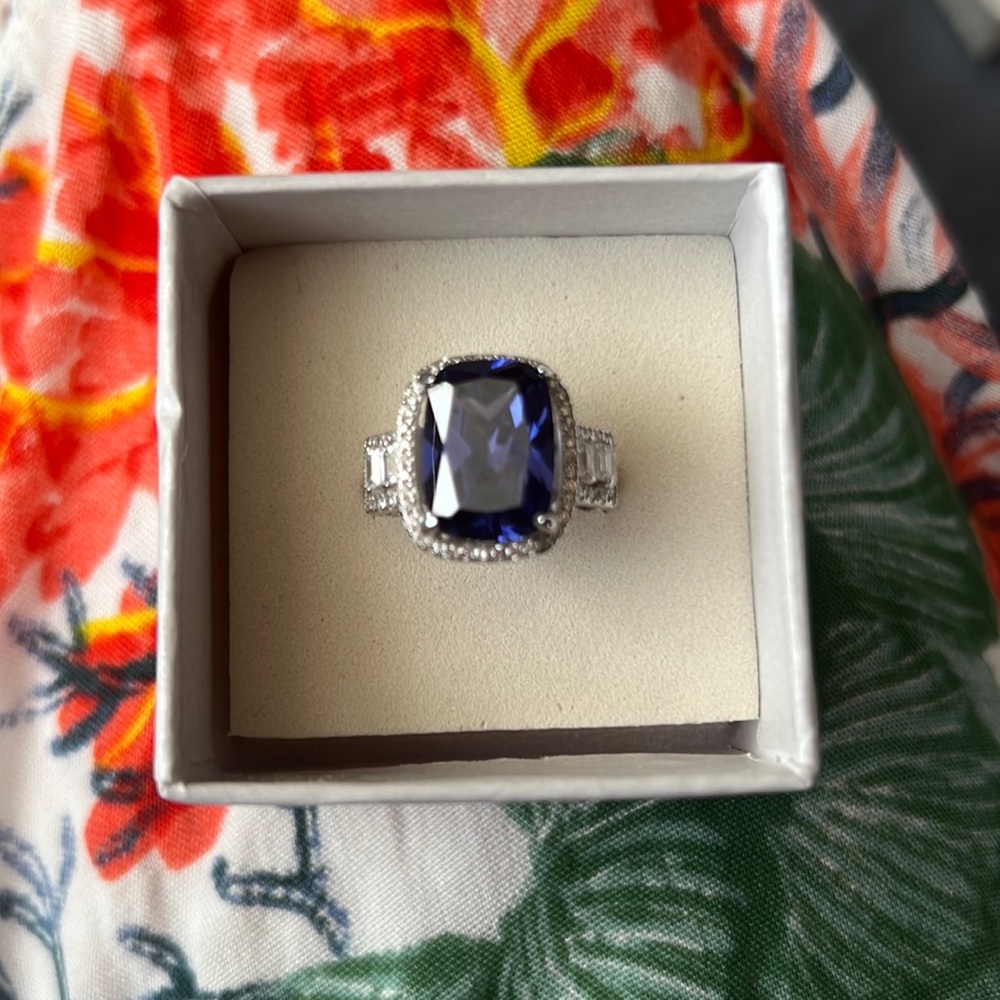 Sterling silver ring size 8